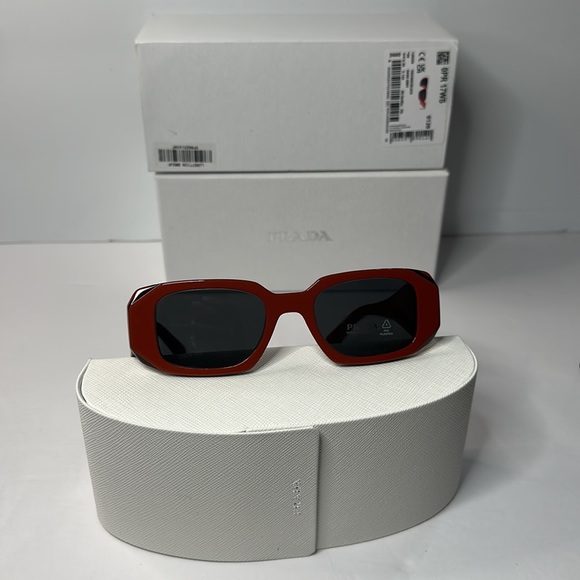 Auth - NEW Prada PR17WS 12N5S0 Orange Black Dark Grey Rectangle Unisex Sunglass… - Picture 9 of 15